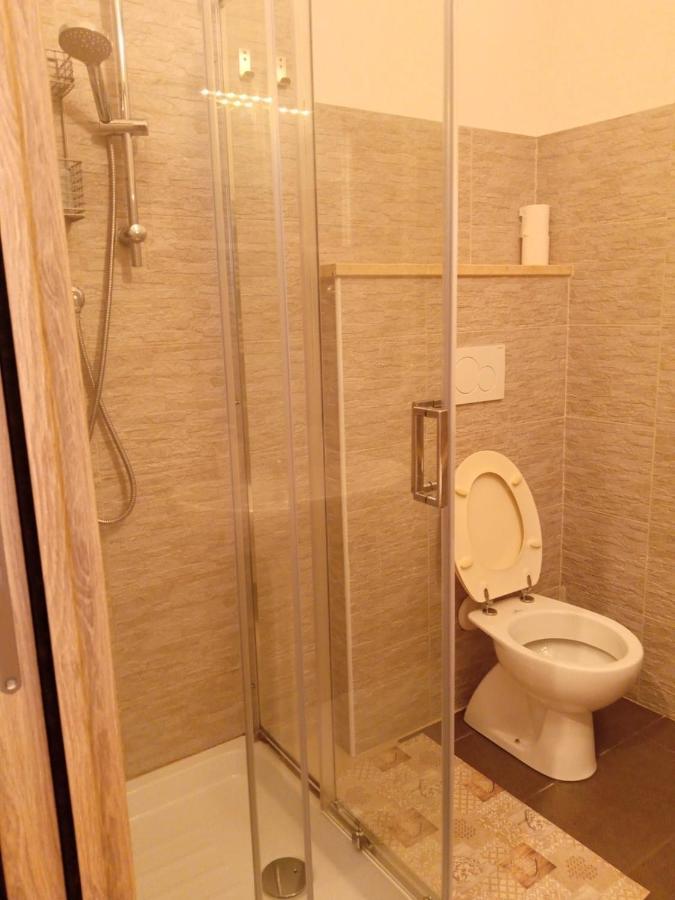 ג'וליאנובה Bed And Breakfast Stefania מראה חיצוני תמונה