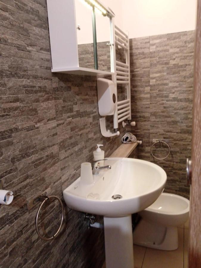 ג'וליאנובה Bed And Breakfast Stefania מראה חיצוני תמונה